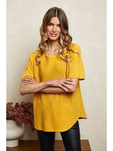 Joséfine Koszulka "Imak" w kolorze żółtym rozmiar: M. Żółte bluzki Joséfine, m, bez wzorów, bez kołnierzyka, bez ramiączek. Za 74.28 zł.