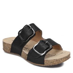 Klapki Josef Seibel. Czarne klapki Josef Seibel, bez wzorów, bez obcasa. Za 279.99 zł.