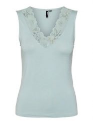 Vero Moda Top w kolorze błękitnym rozmiar: M. Niebieskie topy Vero Moda, m, bez wzorów, z koronki, bez kołnierzyka, bez ramiączek. Za 66.45 zł.