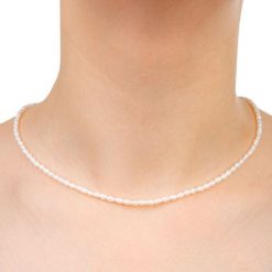 Naszyjnik z białych drobnych pereł kolia chocker. Białe naszyjniki Enaya, z perłą, pozłacane. Za 218.00 zł.