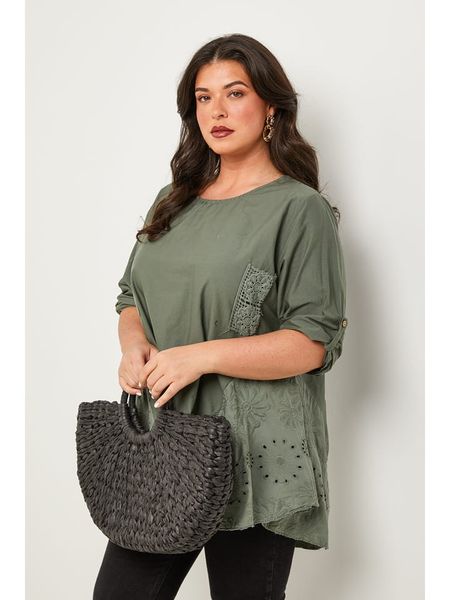 Curvy Lady Bluzka w kolorze khaki rozmiar: 44/46. Brązowe bluzki Curvy Lady, bez wzorów, klasyczne, bez kołnierzyka, bez ramiączek. Za 118.56 zł.