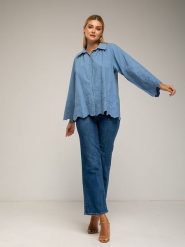 Tantra Bluzka w kolorze niebieskim rozmiar: onesize. Niebieskie bluzki Tantra, bez wzorów, z bawełny, bez kołnierzyka, bez ramiączek. Za 173.99 zł.