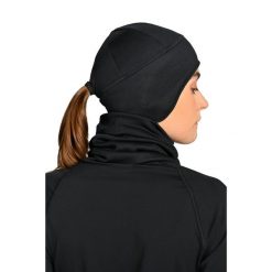 Czapka z otworem na kucyk Damska Nessi Sportswear. Czarne czapki NESSI SPORTSWEAR, bez wzorów. Za 139.00 zł.