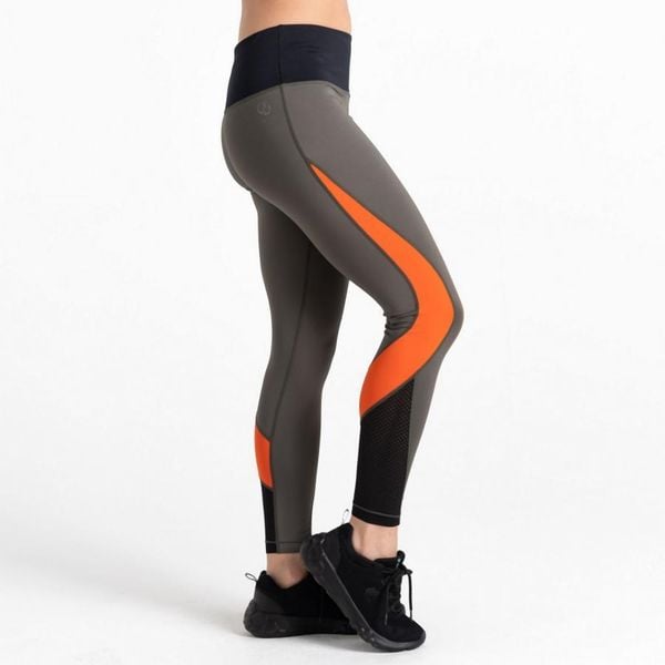 Damskie legginsy Dare 2B Move. Zielone legginsy Dare 2b, bez wzorów, z elastanu. Za 176.50 zł.