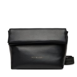 Torebka Tommy Hilfiger. Czarne listonoszki TOMMY HILFIGER, bez wzorów, bez dodatków. Za 599.99 zł.
