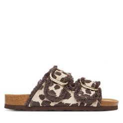 Klapki DeeZee. Brązowe klapki DeeZee, bez wzorów, bez obcasa. Za 139.99 zł.