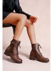 Foreverfolie Botki w kolorze brązowym rozmiar: 36. Brązowe botki Foreverfolie, bez wzorów, bez obcasa, bez zapięcia. Za 152.99 zł.