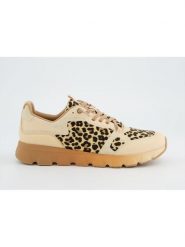 Tenhaag Sneakersy w kolorze beżowym rozmiar: 38. Brązowe trampki Tenhaag, bez wzorów, z materiału, bez zapięcia. Za 339.99 zł.