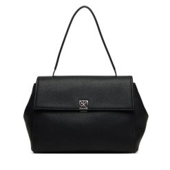 Torebka Calvin Klein. Czarne torebki klasyczne Calvin Klein, bez wzorów, bez dodatków. Za 699.99 zł.