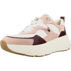 Buty GEOX D DIAMANTA Rose. Czerwone trekkingi Geox, z tkaniny, na fitness i siłownię. Za 371.99 zł.