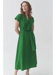 TATUUM Sukienka "Wanessa" w kolorze zielonym rozmiar: 40. Zielone sukienki Tatuum, bez wzorów, z lyocellu, bez kołnierzyka, bez ramiączek, midi. Za 198.56 zł.