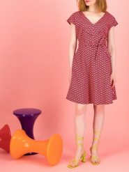 Blutsgeschwister Sukienka "True Love Hourglass" w kolorze czerwonym rozmiar: XL. Czerwone sukienki Blutsgeschwister, xl, bez wzorów, z bawełny, bez kołnierzyka, bez ramiączek, mini, rozkloszowane. Za 176.08 zł.