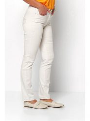 Relaxed by TONI Dżinsy - Slim fit - w kolorze białym rozmiar: W42. Białe jeansy Relaxed by TONI, bez wzorów, z podwyższonym stanem. Za 140.53 zł.
