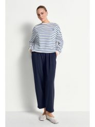 Rich & Royal Bluza w kolorze kremowym rozmiar: M. Brązowe bluzy Rich & Royal, m, bez wzorów, bez kaptura. Za 149.45 zł.