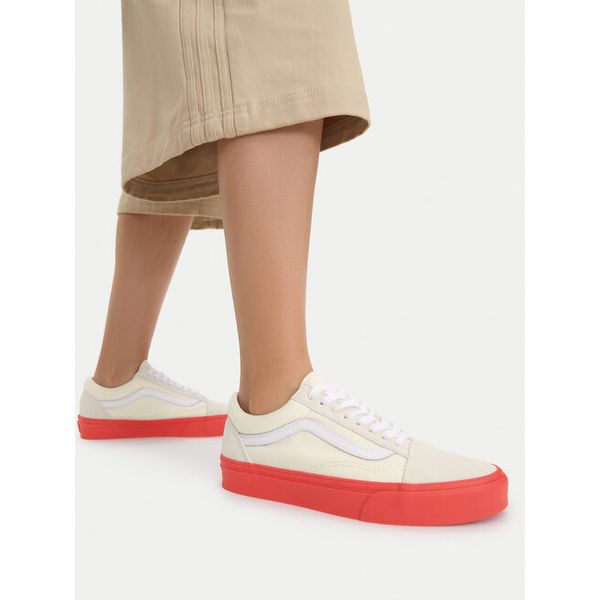 Tenisówki Vans. Żółte trampki Vans, bez wzorów, bez zapięcia. Za 274.99 zł.