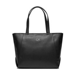 Torebka Calvin Klein. Czarne shopper Calvin Klein, bez wzorów, bez dodatków. Za 419.99 zł.