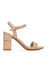 JENNY Sandały CEO-CD25-251-1 Beżowy. Brązowe sandały Jenny, bez wzorów, z materiału, bez obcasa, na słupku, bez zapięcia. Za 129.99 zł.