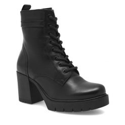 Trzewiki Lasocki. Czarne botki Lasocki, bez wzorów, bez obcasa, na słupku, bez zapięcia. Za 279.99 zł.