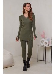 Soft Cashmere 2-częściowy zestaw w kolorze khaki rozmiar: 38/40. Brązowe swetry Soft Cashmere, bez wzorów, ze splotem, bez ramiączek. Za 223.01 zł.
