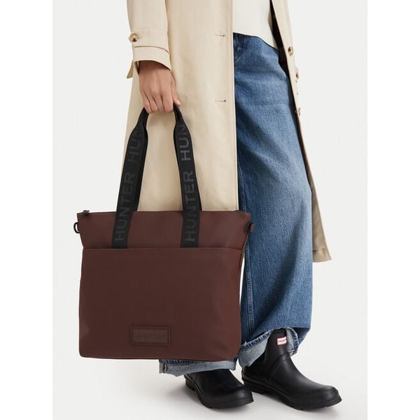 Torebka Hunter. Brązowe shopper Hunter, bez wzorów, bez dodatków. Za 229.99 zł.