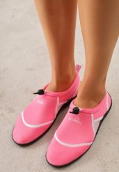 Fuksjowo-Białe Wsuwane Buty Sportowe do Wody z Elastyczną Cholewką Vetilore. Czerwone obuwie sportowe Renee, na lato, bez zapięcia, do pływania. Za 49.99 zł.
