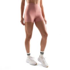 Damskie krótkie legginsy treningowe Fitness Siroko Hutt. Brązowe legginsy SIROKO, xs, bez wzorów, z materiału, krótkie. W wyprzedaży za 72.95 zł.