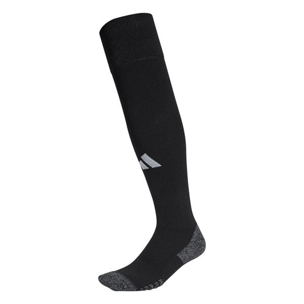 Skarpetki adidas Referee 22. Białe skarpety Adidas, bez wzorów, z materiału. Za 75.00 zł.