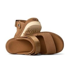 Sandały Ugg Z Goldenstar Glade Damskie. Brązowe sandały UGG, bez wzorów, bez obcasa, bez zapięcia. Za 553.00 zł.
