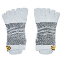 Skarpety Niskie Unisex Vibram Fivefingers. Szare skarpety Vibram Fivefingers, bez wzorów. Za 49.99 zł.