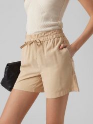 Vero Moda Szorty w kolorze beżowym rozmiar: S. Brązowe szorty Vero Moda, bez wzorów. Za 35.18 zł.