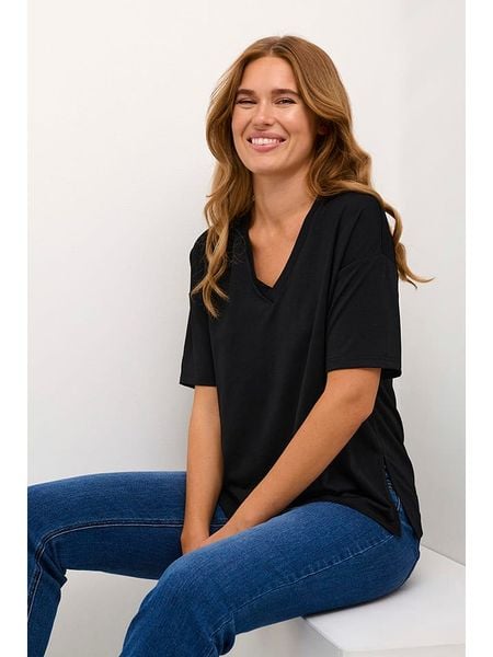 Kaffe Koszulka w kolorze czarnym rozmiar: S. Czarne bluzki Kaffe, s, bez wzorów, bez kołnierzyka, bez ramiączek. Za 116.95 zł.