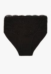 Czarne Majtki Figi z Bawełny Zdobione Koronką Idivia. Czarne figi Renee, plus size, z aplikacjami, z bawełny. Za 9.99 zł.