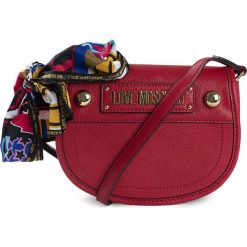 Torebka Love Moschino. Czerwone torebki klasyczne Love Moschino, bez wzorów, ze skóry, bez dodatków. Za 329.00 zł.