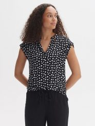 OPUS Bluzka w kolorze czarnym rozmiar: 36. Czarne bluzki Opus, bez wzorów, z wiskozy, bez kołnierzyka, bez ramiączek. Za 86.99 zł.