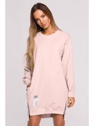 Made of emotion Sukienka dresowa w kolorze jasnoróżowym rozmiar: S. Różowe sukienki Made Of Emotion, na co dzień, s, z aplikacjami, z dresówki, z asymetrycznym kołnierzem, bez ramiączek, midi, asymetryczne. Za 224.99 zł.