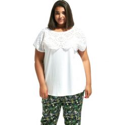 Biała bluzka Helena z ozdobnym haftem duże rozmiary XXL OVERSIZE PLUS SIZE LATO. Białe bluzki Moda Size Plus Iwanek, plus size, bez wzorów, z bawełny, klasyczne, bez kołnierzyka, plus size, bez ramiączek. Za 79.00 zł.