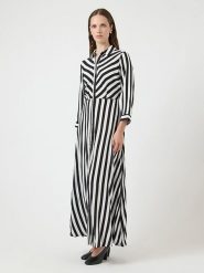 YAS Sukienka w kolorze biało-czarnym rozmiar: S. Białe sukienki YAS, na imprezę, s, bez wzorów, z wiskozy, klasyczne, bez kołnierzyka, bez ramiączek, maxi. Za 158.47 zł.