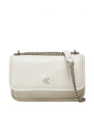 Calvin Klein Jeans Torebka Chain Mini Ew Flap LV04K3085G Écru. Torebki klasyczne Calvin Klein Jeans, bez wzorów, z jeansu, bez dodatków. Za 279.99 zł.