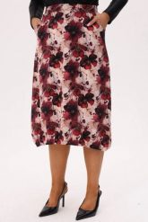 Wygodna i stylowa dresowa spódnica Karina - we wzór w magnolie PLUS SIZE XXL. Spódnice Moda Size Plus Iwanek, na co dzień, l, bez wzorów, z bawełny, eleganckie, plus size, mini, dopasowane. Za 199.90 zł.