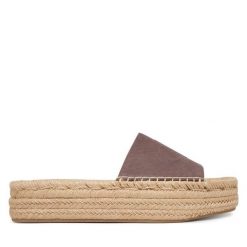 Espadryle Calvin Klein. Brązowe espadryle Calvin Klein, bez wzorów, bez obcasa, bez zapięcia. Za 449.99 zł.