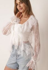 Biała Bawełniana Bluzka z Transparentnej Koronki z Falbankami w Stylu Boho Palamna. Białe bluzki Born2be, m, bez wzorów, z bawełny, boho, bez kołnierzyka, bez ramiączek. Za 149.99 zł.