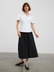 BGN Koszulka w kolorze białym rozmiar: 36. Białe bluzki BGN, bez wzorów, bez kołnierzyka, bez ramiączek. Za 65.99 zł.