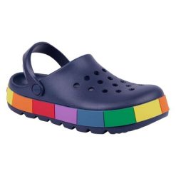 Sandały Coqui Niko 92800617106 niebieskie. Niebieskie sandały bez wzorów, z materiału, casualowe, bez obcasa, bez zapięcia. Za 162.52 zł.