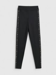 4F Legginsy dzianinowe damskie - czarne L. Czarne legginsy 4f, l, bez wzorów, z dzianiny. Za 99.99 zł.