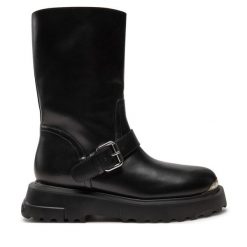 Botki LOVE MOSCHINO. Czarne botki Love Moschino, bez wzorów, bez obcasa, na płaskiej podeszwie, bez zapięcia. Za 1,299.00 zł.