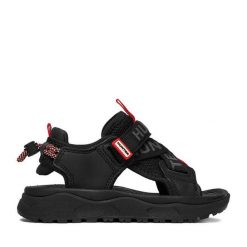 Okulary przeciwsłoneczne Polaroid. Czarne okulary przeciwsłoneczne Polaroid, bez wzorów. Za 179.99 zł.