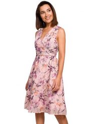 Stylove Sukienka w kolorze jasnoróżowym ze wzorem rozmiar: M. Różowe sukienki Stylove, m, bez wzorów, bez kołnierzyka, bez ramiączek, midi. Za 248.95 zł.