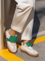 Bellucci Sneakersy w kolorze kremowo-zielono-beżowym rozmiar: 40. Brązowe trampki Bellucci, bez wzorów, bez zapięcia. Za 104.99 zł.