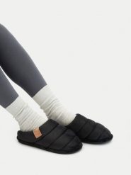 G-Star Raw Kapcie CEO-WSS21717-01 Czarny. Czarne obuwie domowe G-Star, bez wzorów, z materiału, bez zapięcia. Za 43.99 zł.