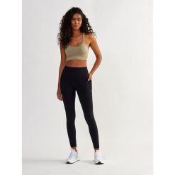 Legginsy fitness damskie Beshaped Lift Me Up z kieszeniami. Szare legginsy BESHAPED, l, bez wzorów, z nylonu. W wyprzedaży za 169.15 zł.